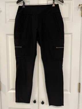 Athleta black legging active pants size 14. Stretchy, zip pockets.